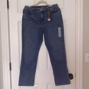 NWT Lee Relaxed Fit Straight Leg High Rise Short Petite Jeans Denim 12S